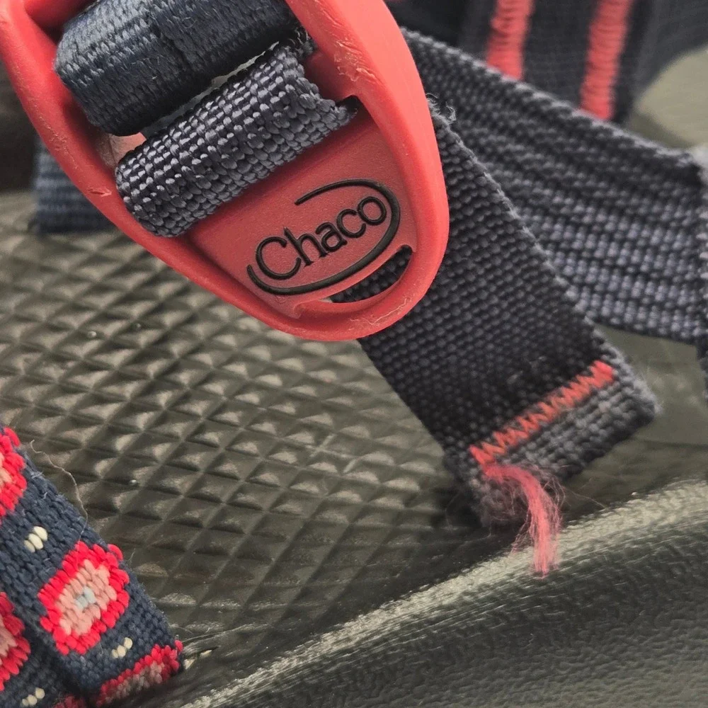 Chaco ecotread sandals